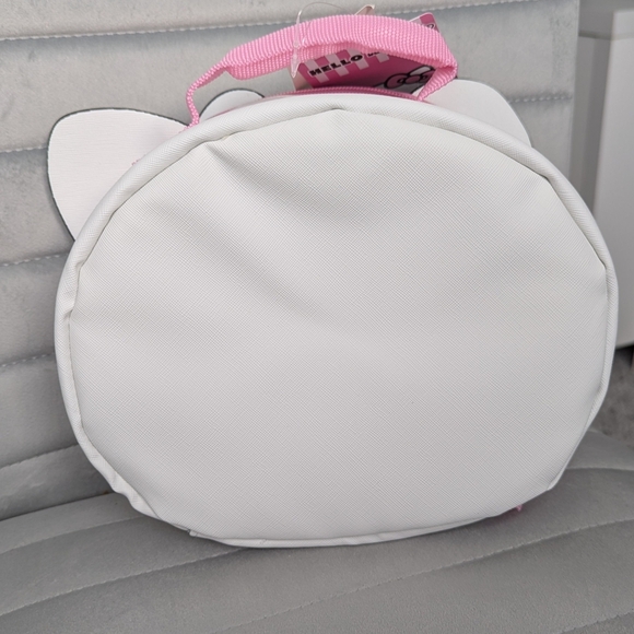 NWT Hello Kitty Face/Round Shaped Insulated Lunch/Snack Box/Bag/Pail/Tote - Picture 3 of 16